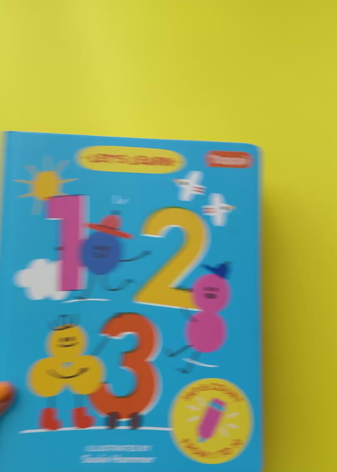 Let's Learn: 123 book overview, demonstrating the Tappi Play Pen.